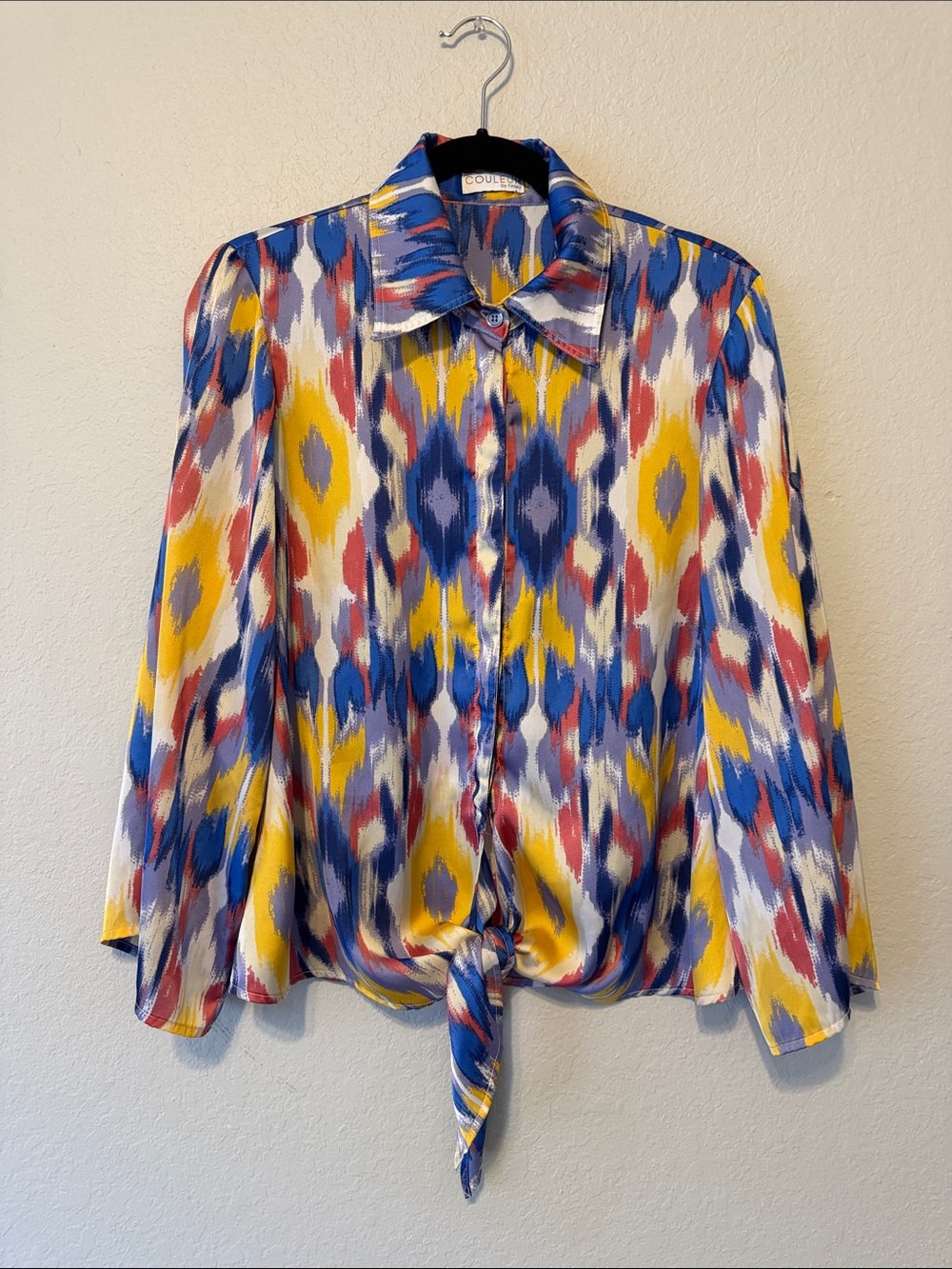 Couleur Finley Print Tie-Front Button-Down Blouse in Yellow/Blue